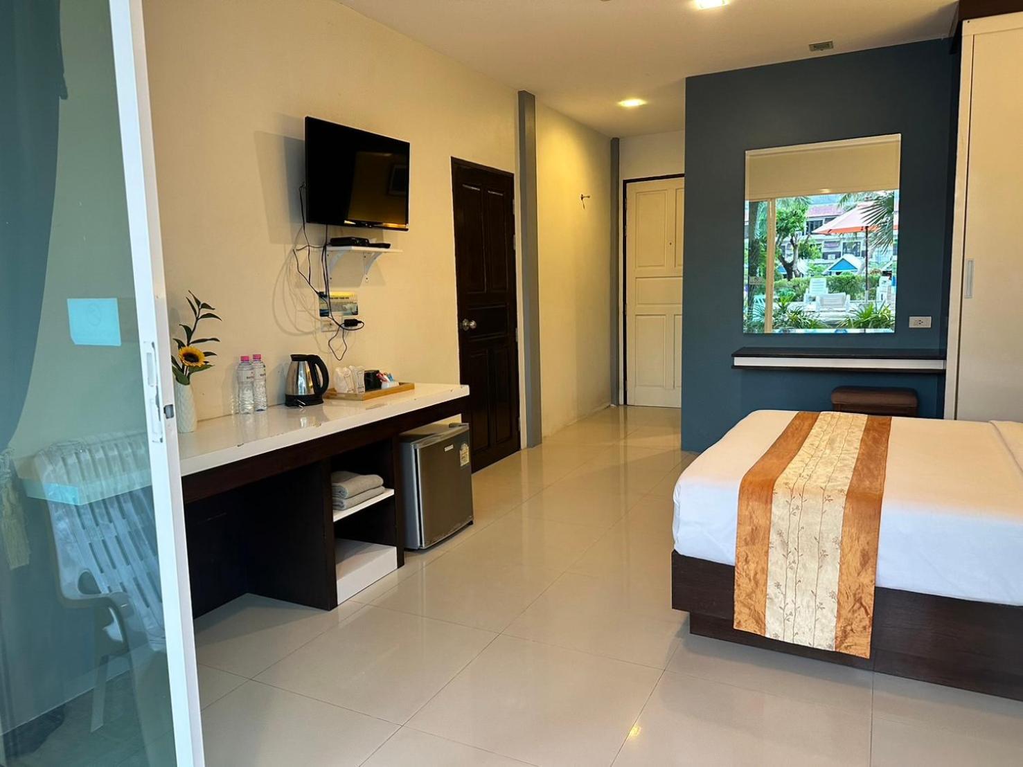 Gypsy Sea View Resort- Phi Phi Island Екстериор снимка