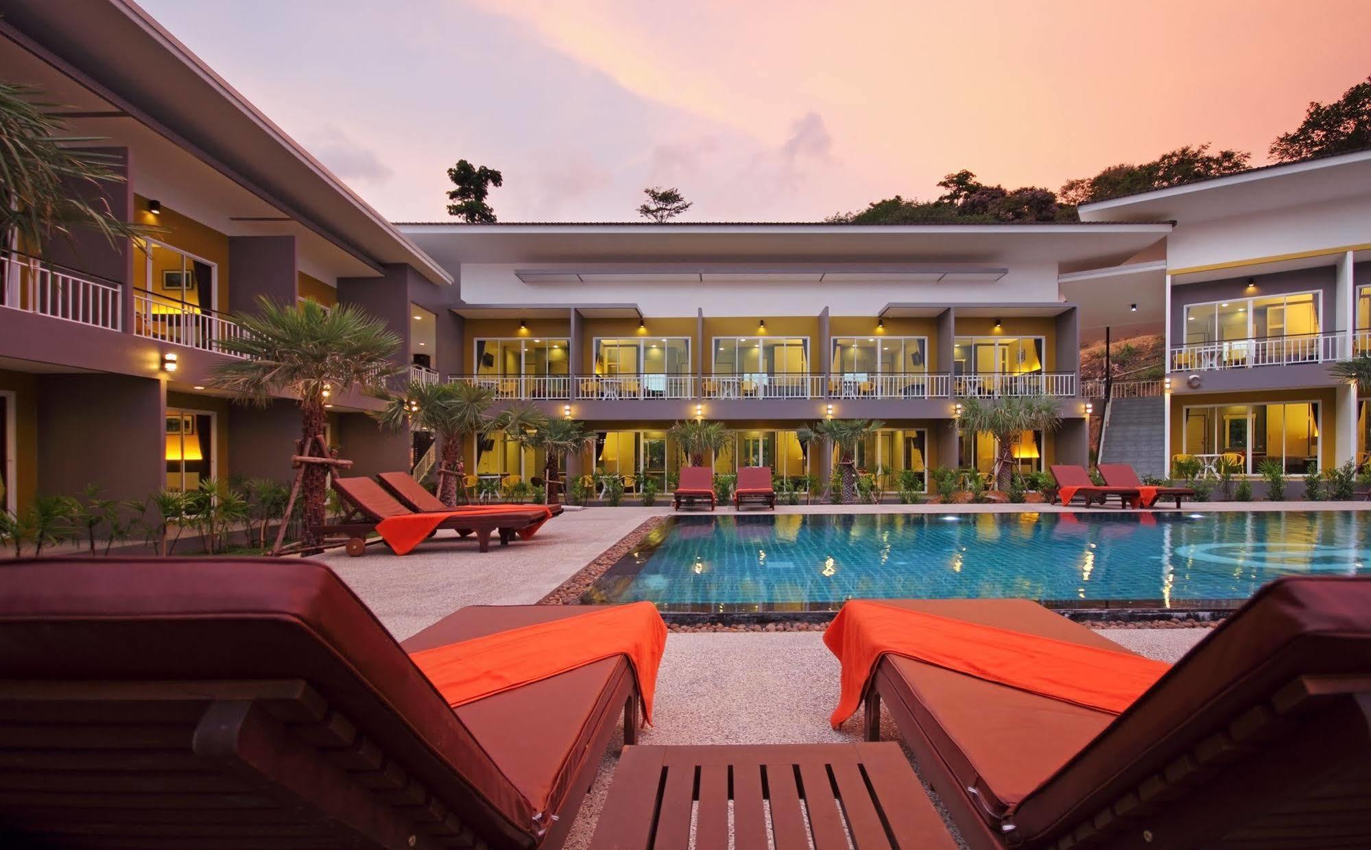 Gypsy Sea View Resort- Phi Phi Island Екстериор снимка
